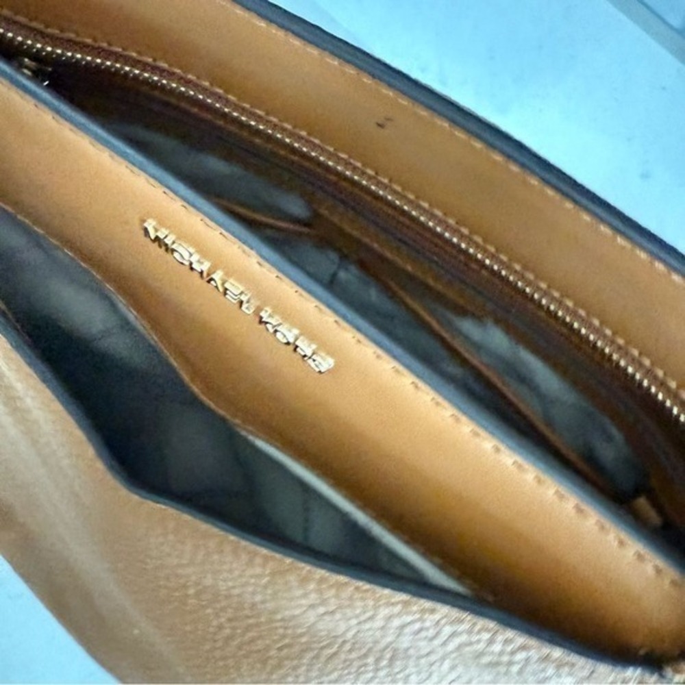 Michael Kors Caramel Leather Tote - Picture 8 of 16